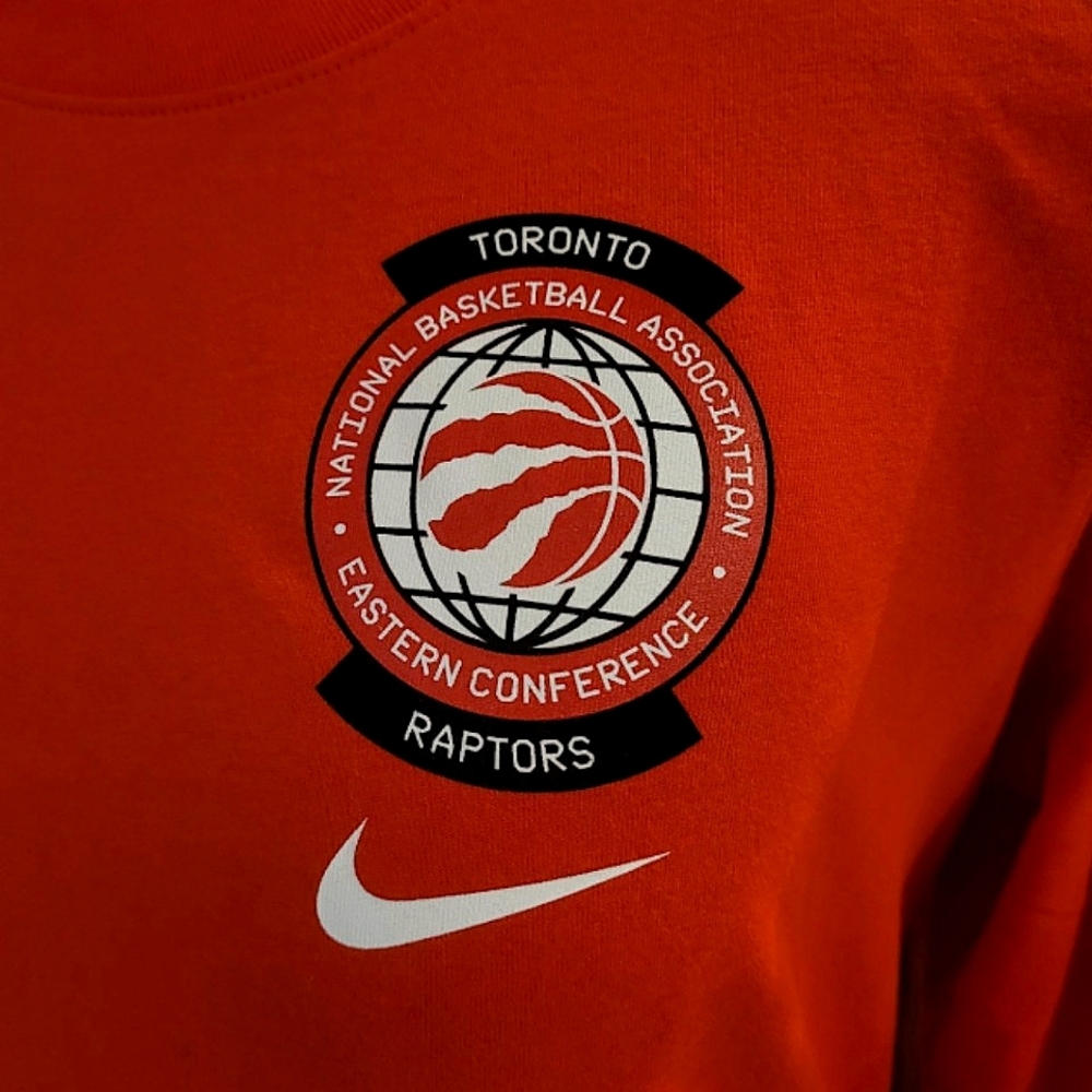 NBA Raptors Crewneck - Picture 3 of 8